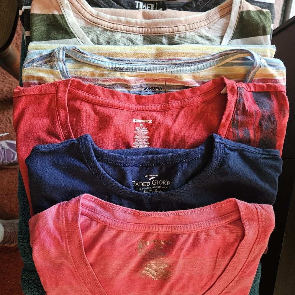 T Shirt Bundle (7 shirts) - size XL